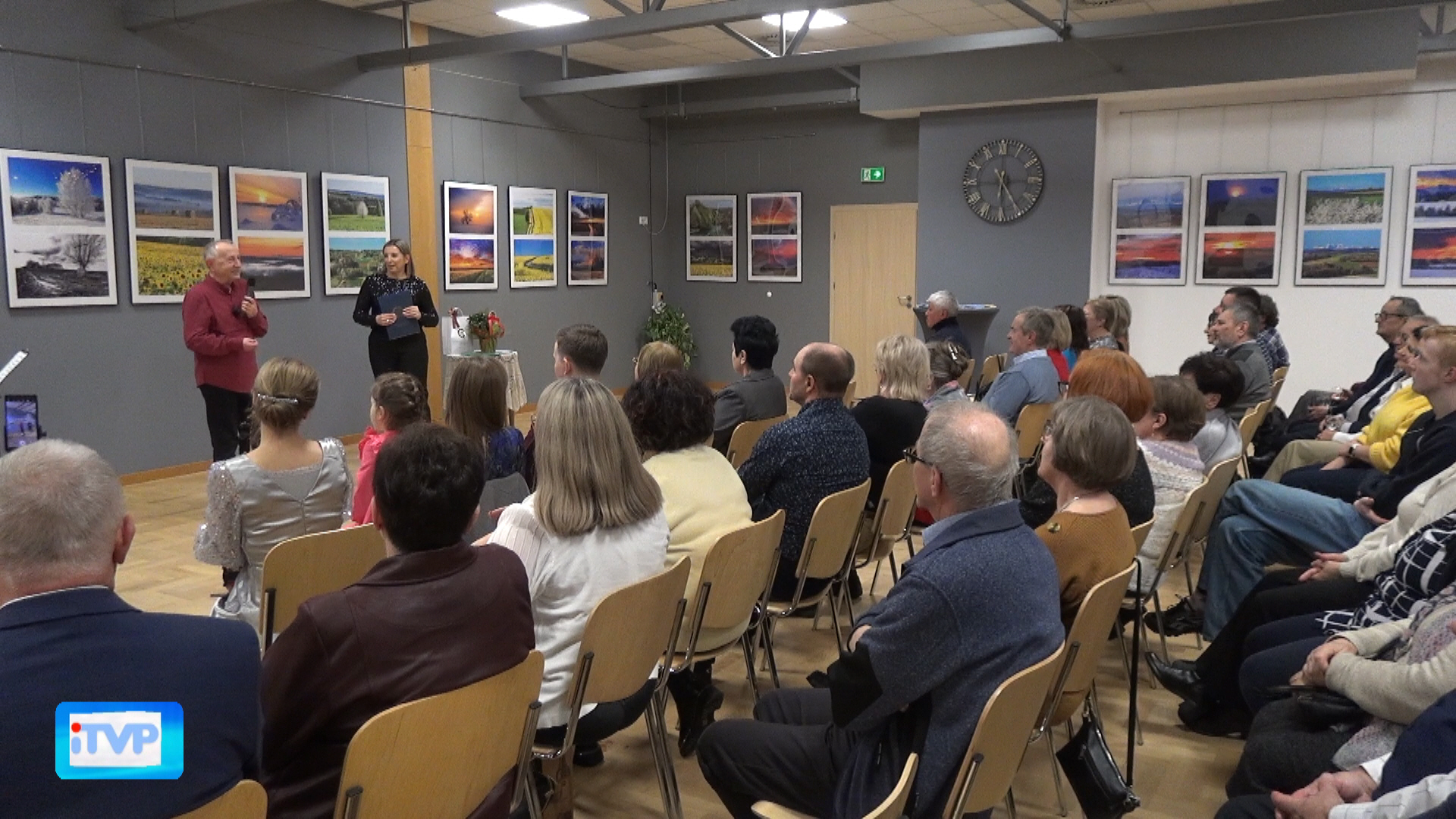 Wernisaż wystawy fotograficznej 